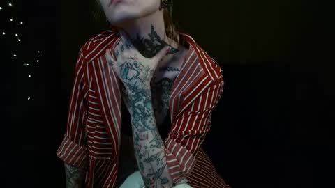 Niki  free tg channel with some photos gifs and info about streams  online show from October 25, 2025, 4:57 pm