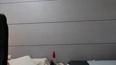 littlestellaspark online show from February 26, 2026, 11:42 am