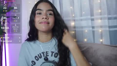 littletammy_ online show from October 3, 2025, 1:52 pm