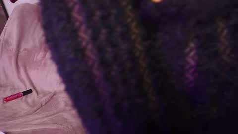 littletammy_ online show from November 15, 2025, 2:46 pm