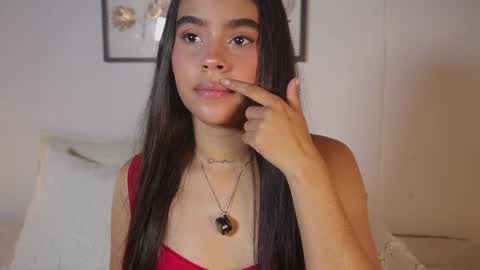 littletammy_ online show from May 2, 2026, 5:18 pm
