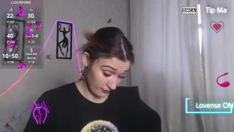 littlexjoy online show from October 13, 2025, 10:37 am