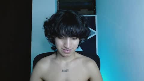Snapshot of littlextrem chatting on May 4, 2026, 4:19 am Eros online show from May 4, 2026, 4:19 am