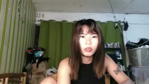 littleyazz_ online show from December 22, 2024, 11:00 am