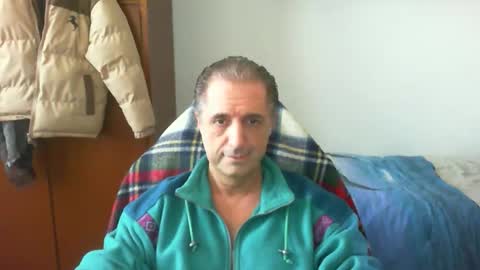 Snapshot of liuk53 chatting on April 5, 2026, 12:35 pm liuk53 online show from April 5, 2026, 12:35 pm