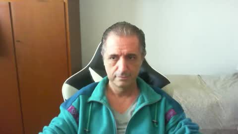 Snapshot of liuk53 chatting on May 1, 2026, 12:54 pm liuk53 online show from May 1, 2026, 12:54 pm