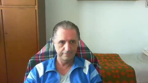 Snapshot of liuk53 chatting on May 18, 2026, 12:00 pm liuk53 online show from May 18, 2026, 12:00 pm