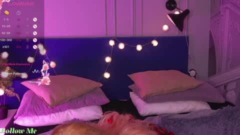 Snapshot of liv_fay chatting on January 29, 2025, 2:53 pm Liv 3 online show from January 29, 2025, 2:53 pm