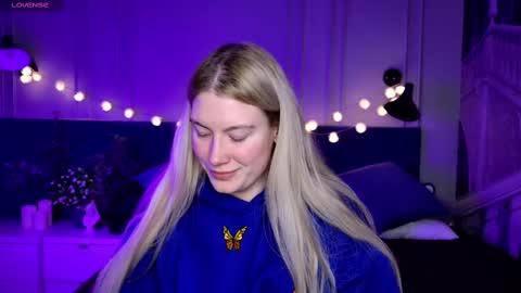 Snapshot of liv_fay chatting on March 2, 2025, 7:45 pm Liv 3 online show from March 2, 2025, 7:45 pm