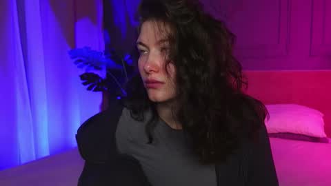 Snapshot of liv_fay chatting on December 5, 2025, 2:14 pm Liv 3 online show from December 5, 2025, 2:14 pm