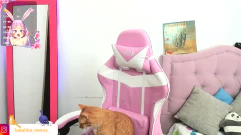 Katalina Novoa. online show from September 10, 2025, 1:49 am