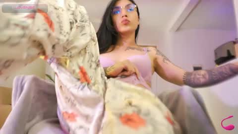 Emily  R online show from June 6, 2026, 9:19 pm