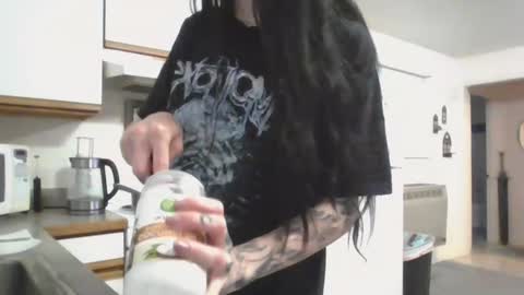 Liv Mirage online show from January 30, 2025, 4:24 pm