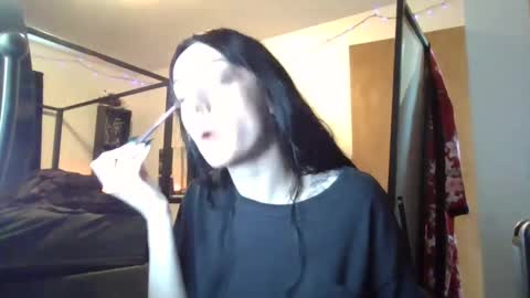 Liv Mirage online show from March 7, 2025, 8:11 pm