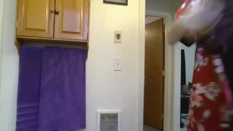 Liv Mirage online show from March 8, 2025, 9:18 pm