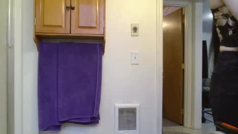 Liv Mirage online show from March 11, 2025, 4:40 pm