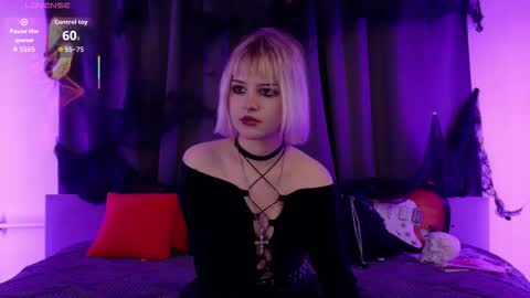 LIA online show from September 28, 2025, 1:38 pm