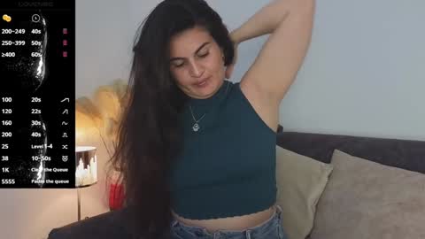 liz online show from February 3, 2025, 3:06 pm