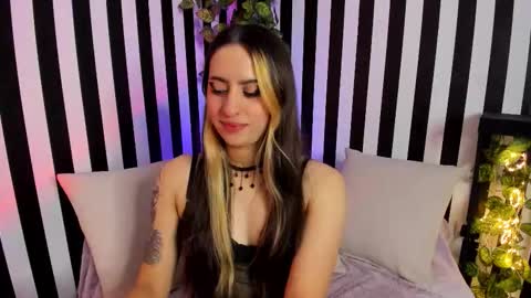 Liz  online show from October 17, 2025, 2:19 pm