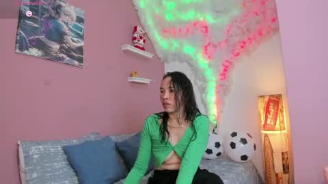 Snapshot of liz_merchan chatting on June 23, 2026, 6:39 pm liz online show from June 23, 2026, 6:39 pm