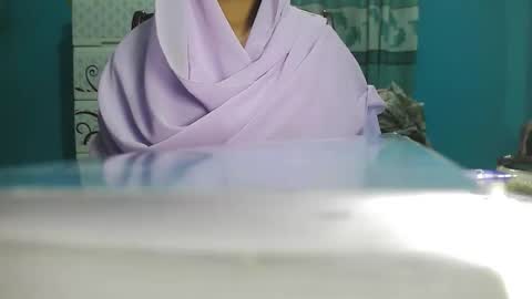 Snapshot of liza590865 chatting on November 28, 2025, 11:24 am liza590865 online show from November 28, 2025, 11:24 am