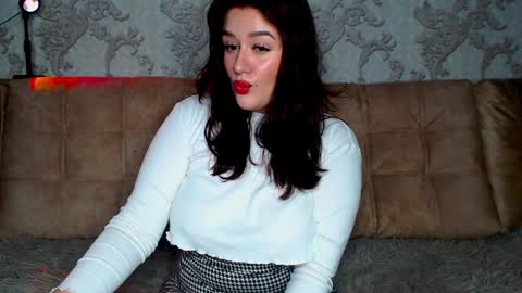 lizamartina online show from December 29, 2024, 6:14 am