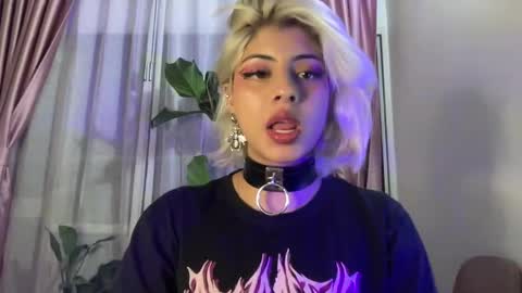 Lizeth online show from December 10, 2024, 11:19 pm