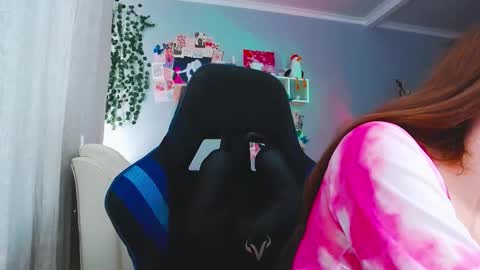 Snapshot of lizberry_moon chatting on October 18, 2025, 11:11 am Lisa online show from October 18, 2025, 11:11 am