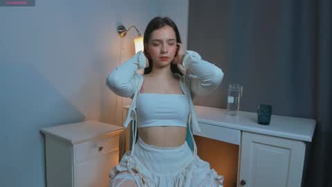 Hello there im Amelia Im new here Lets have fun online show from December 18, 2024, 3:26 am