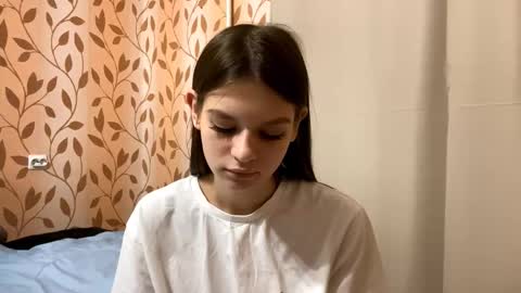 Kate online show from October 2, 2025, 5:42 pm