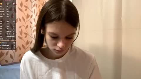 Kate online show from October 14, 2025, 8:48 am