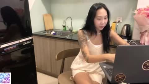 Snapshot of lizbethkvilhaug chatting on October 10, 2025, 12:04 pm Lizz online show from October 10, 2025, 12:04 pm