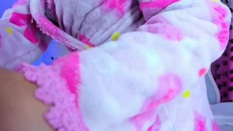 Lizeth online show from December 20, 2025, 7:10 pm