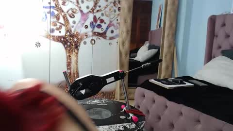 lizhcarther online show from October 17, 2025, 3:20 am