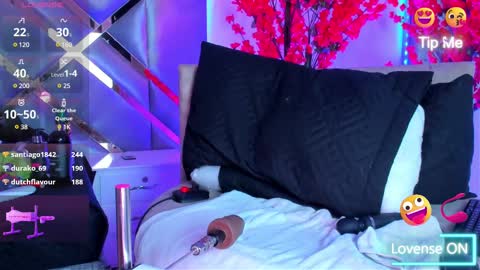 Liz online show from February 22, 2025, 9:23 am