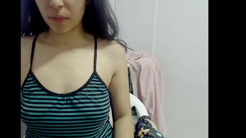 lizz1305 online show from January 27, 2025, 6:31 pm