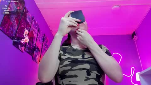 Lizeth  Tatiana Mahecha online show from March 6, 2026, 4:31 am