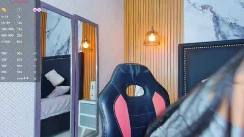 Snapshot of lizza_oss chatting on February 25, 2026, 12:04 pm Liz online show from February 25, 2026, 12:04 pm