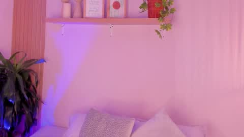 lizzaferreti online show from October 24, 2025, 11:50 am