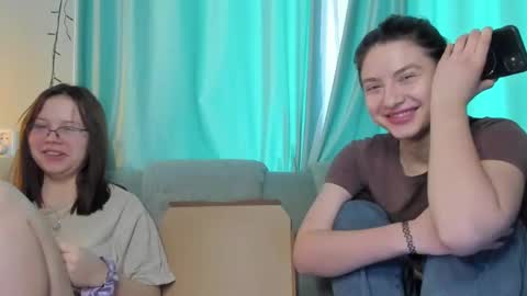 lizzi_muur online show from January 29, 2025, 12:13 pm