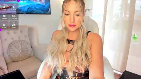 Snapshot of lizztayler_ chatting on January 25, 2025, 8:53 pm lizztayler online show from January 25, 2025, 8:53 pm
