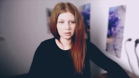 Lizzy3 online show from April 7, 2026, 12:38 pm