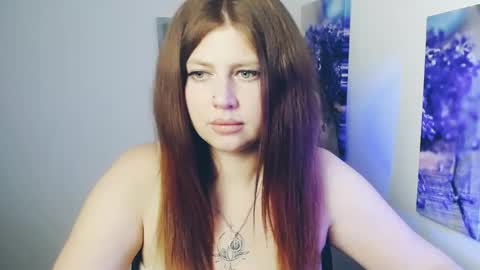 Lizzy3 online show from April 22, 2026, 9:44 am