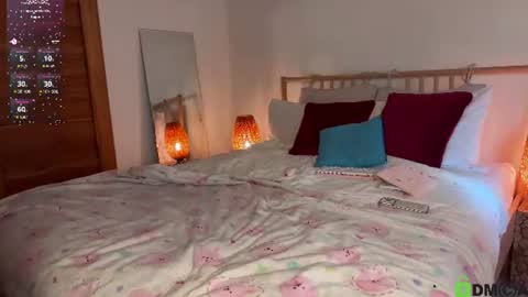 Lizzy online show from July 17, 2026, 6:09 am
