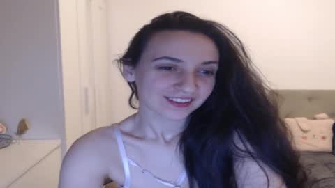 Lizzy Palmer online show from February 7, 2025, 3:45 am