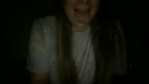 Snapshot of llainey1 chatting on September 19, 2025, 3:52 am llainey1 online show from September 19, 2025, 3:52 am