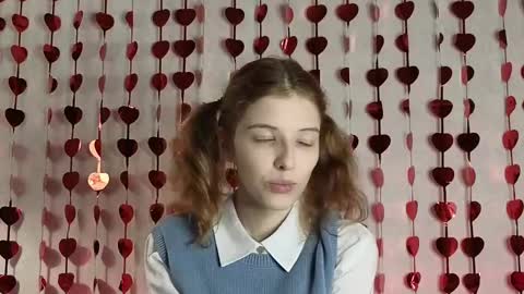 Snapshot of llesslie chatting on February 13, 2025, 3:24 pm Lesly online show from February 13, 2025, 3:24 pm