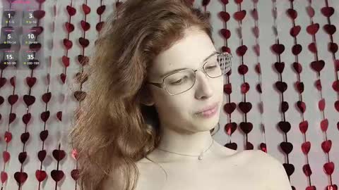 Snapshot of llesslie chatting on February 17, 2025, 7:10 pm Lesly online show from February 17, 2025, 7:10 pm