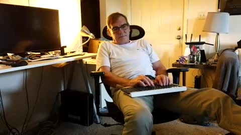 LongDick Daddy online show from September 12, 2025, 10:32 pm