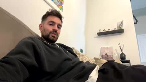 lnnc5 online show from October 21, 2025, 10:38 am